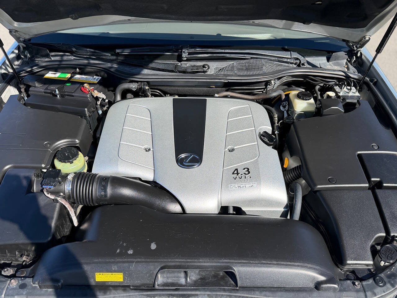 Used 2003 Lexus LS 430 RWD image 81