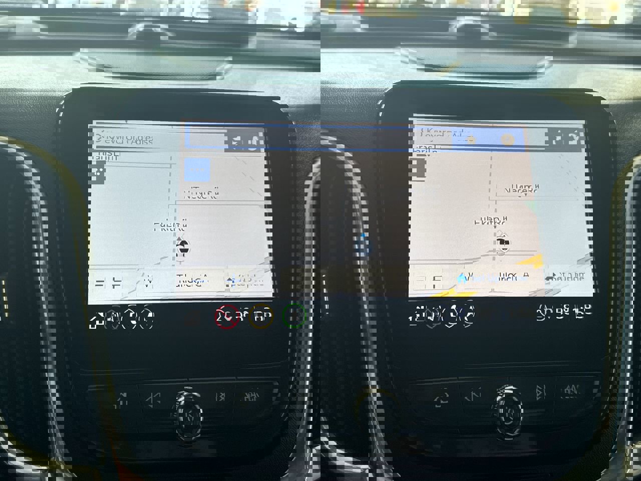 Used 2022 Chevrolet Equinox Premier image 13