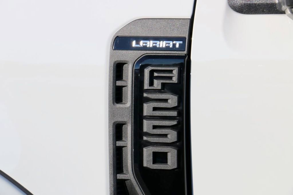 New 2026 Ford F250 Lariat w/ Black Appearance Package image 10
