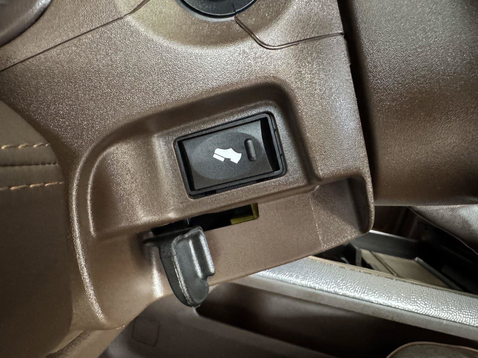 Used 2025 RAM 3500 Longhorn AWD/4WD image 27