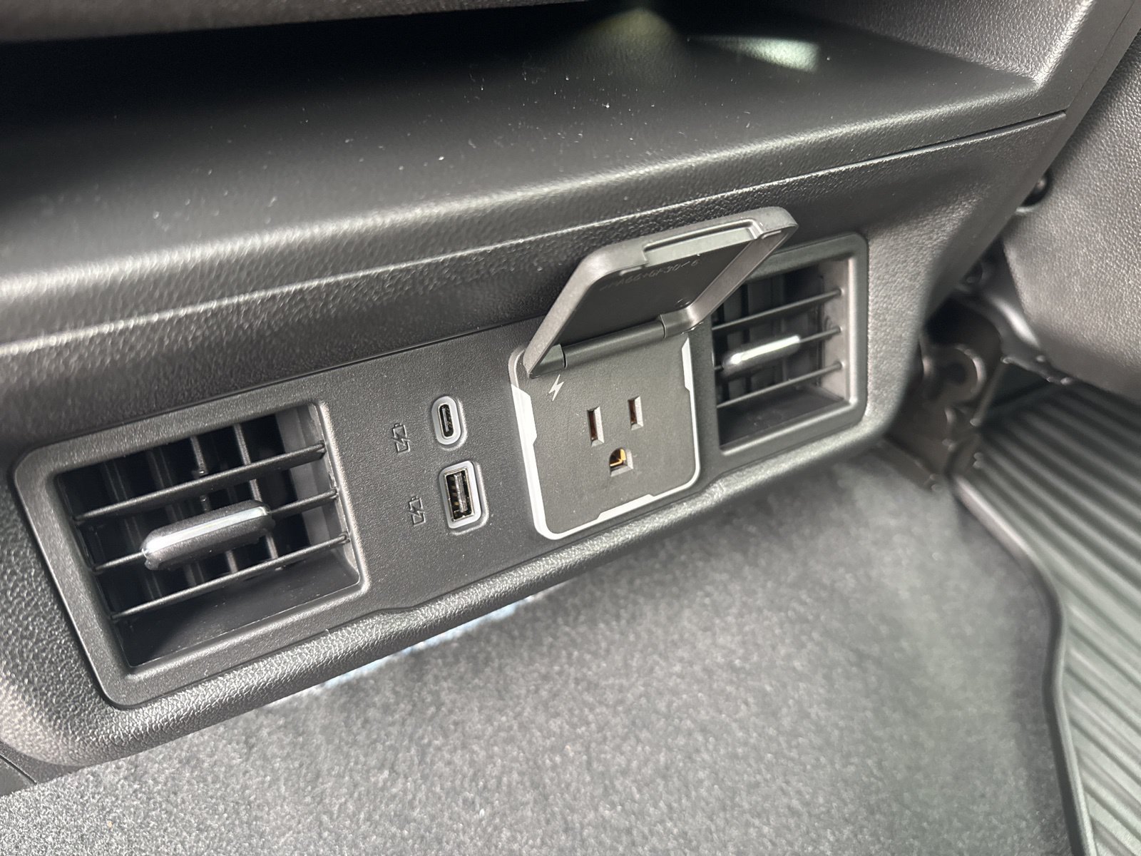New 2026 Chevrolet Silverado 3500 LT AWD/4WD image 12