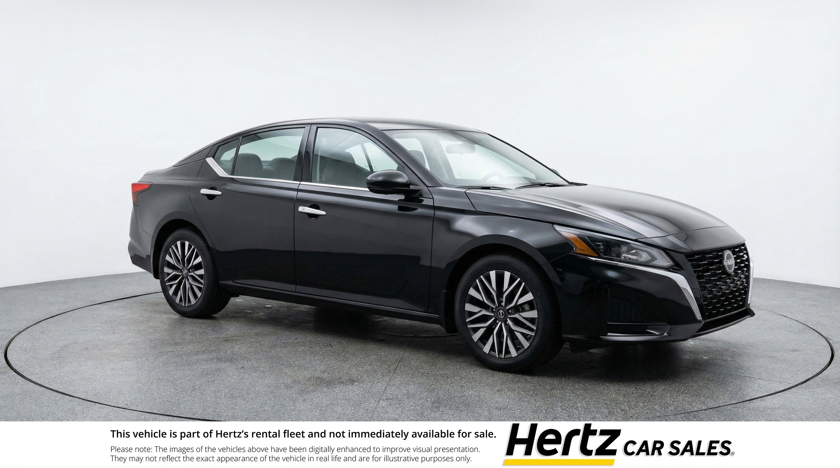 Used 2025 Nissan Altima 2.5 SV image 1