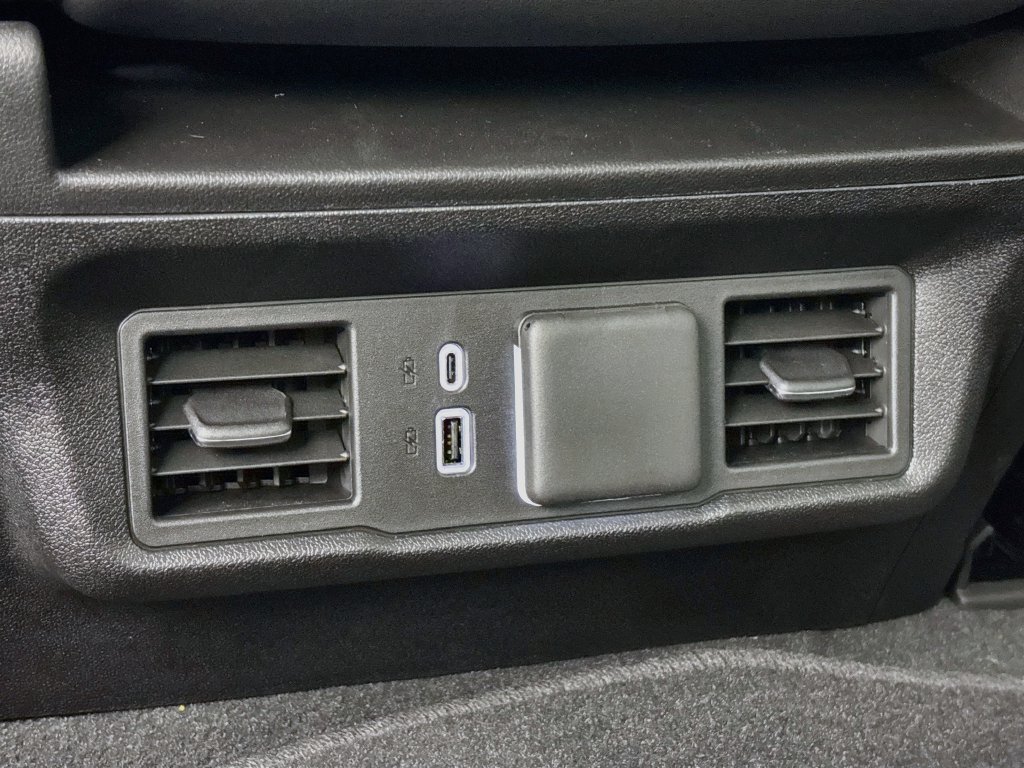 New 2026 GMC Sierra 1500 SLT AWD/4WD image 24