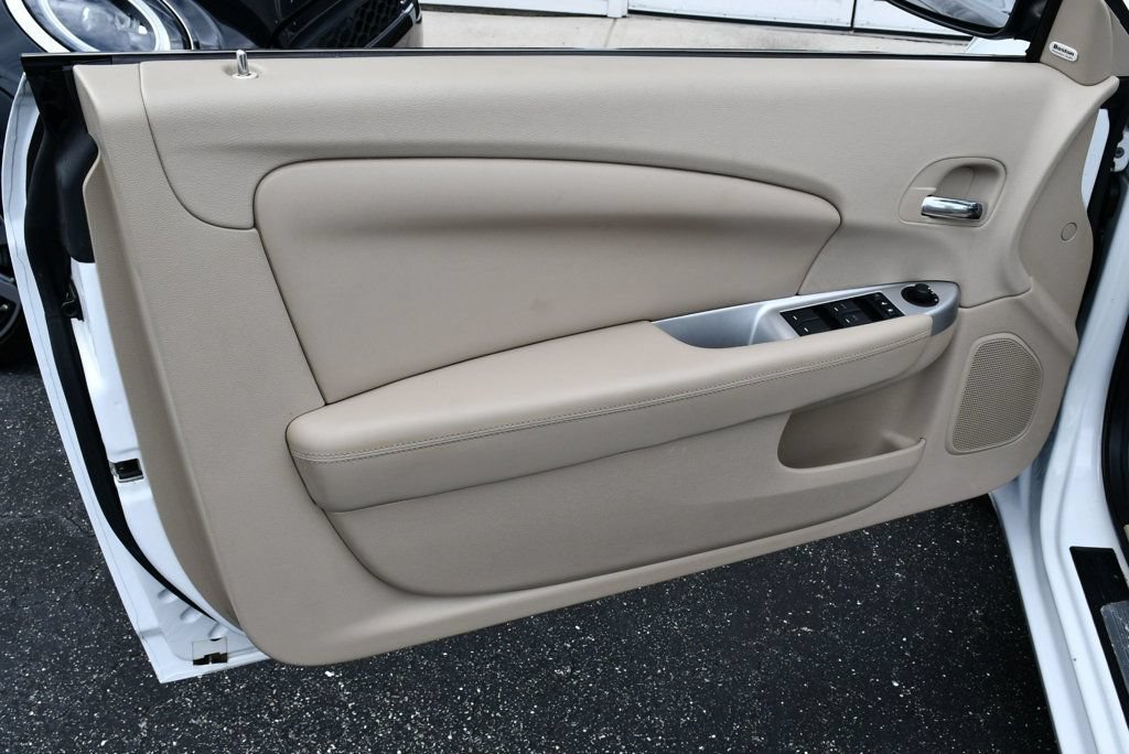 Used 2012 Chrysler 200 Limited FWD image 51