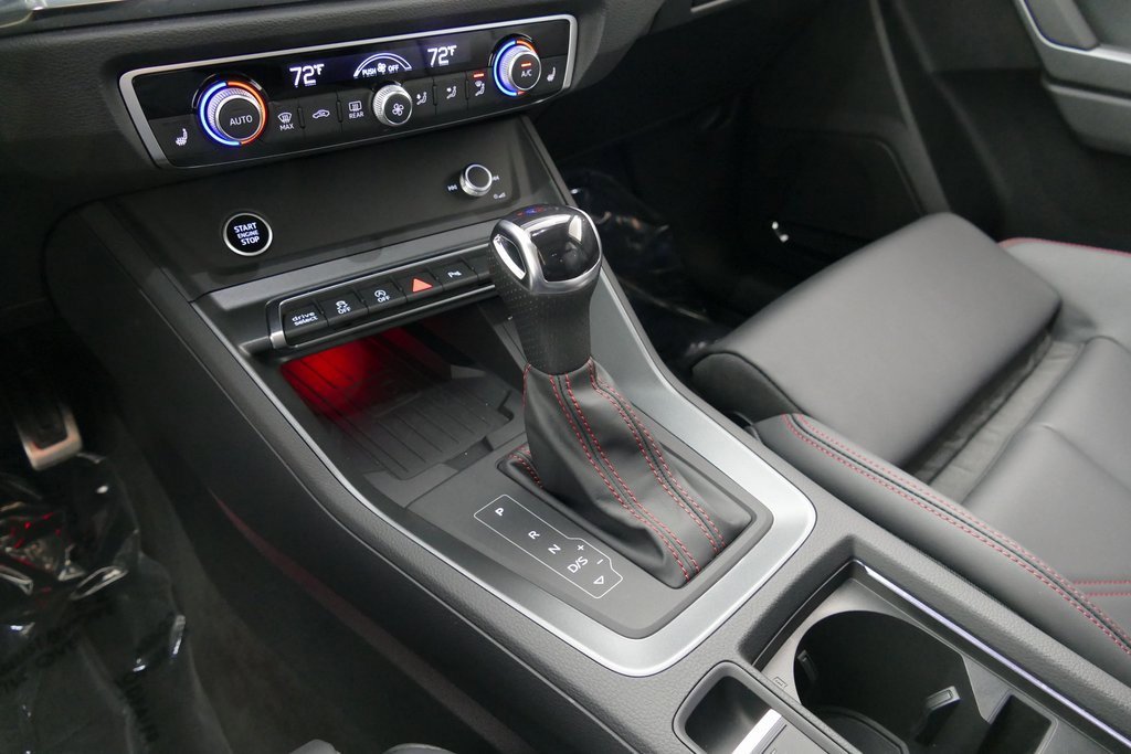 Certified 2025 Audi Q3 2.0T Premium Plus w/ Premium Plus Package image 24