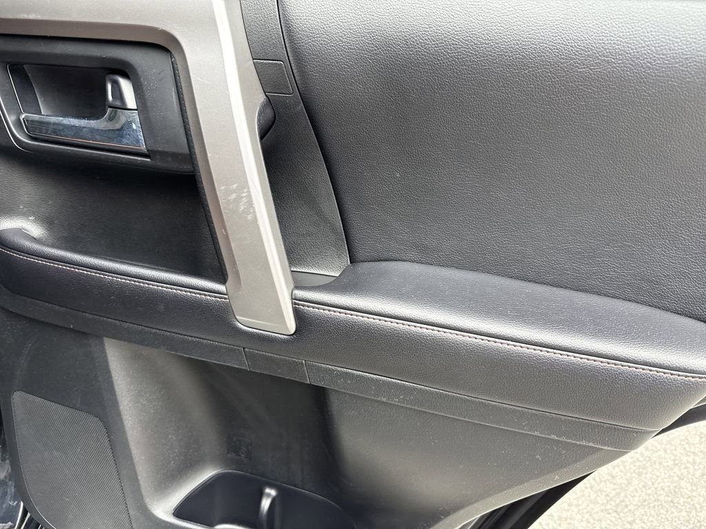 Used 2016 Toyota 4Runner Limited AWD/4WD image 16