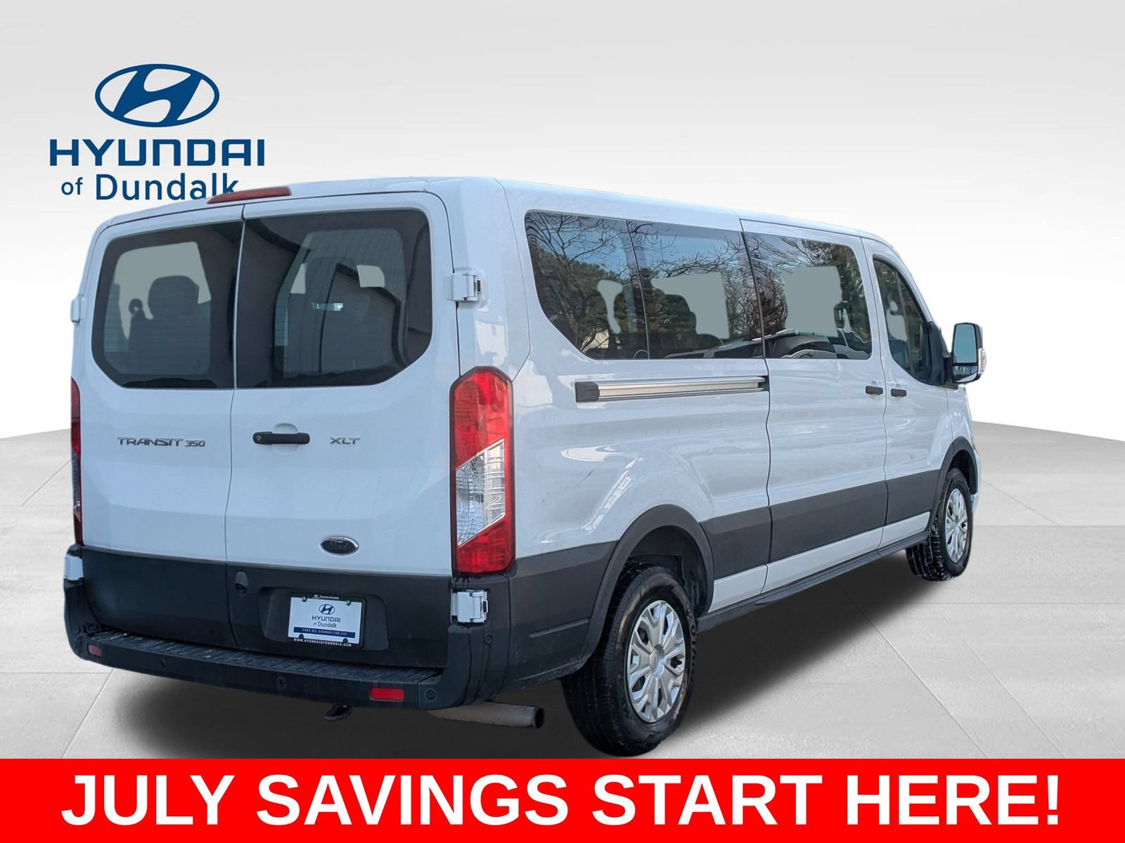 Used 2022 Ford Transit 350 XLT RWD image 11