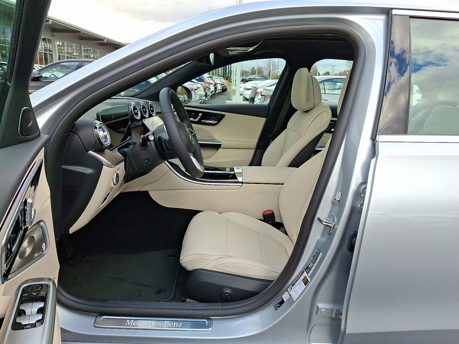 Used 2026 Mercedes-Benz C 300 4MATIC Sedan image 11