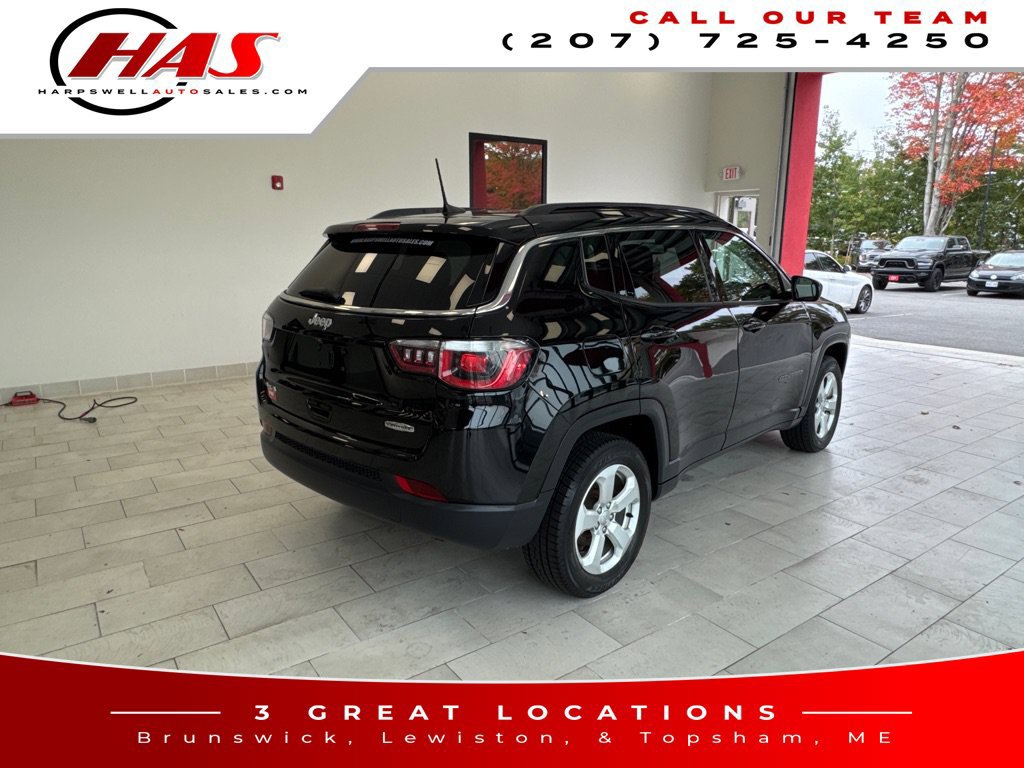 Used 2019 Jeep Compass Latitude w/ Popular Equipment Group AWD/4WD image 5
