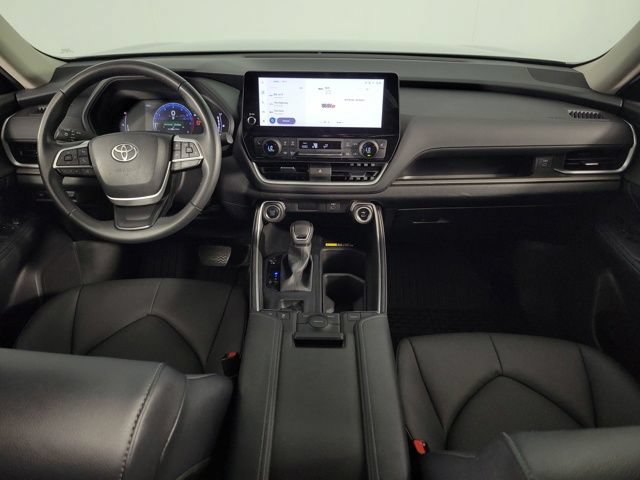 Used 2025 Toyota Grand Highlander FWD image 26