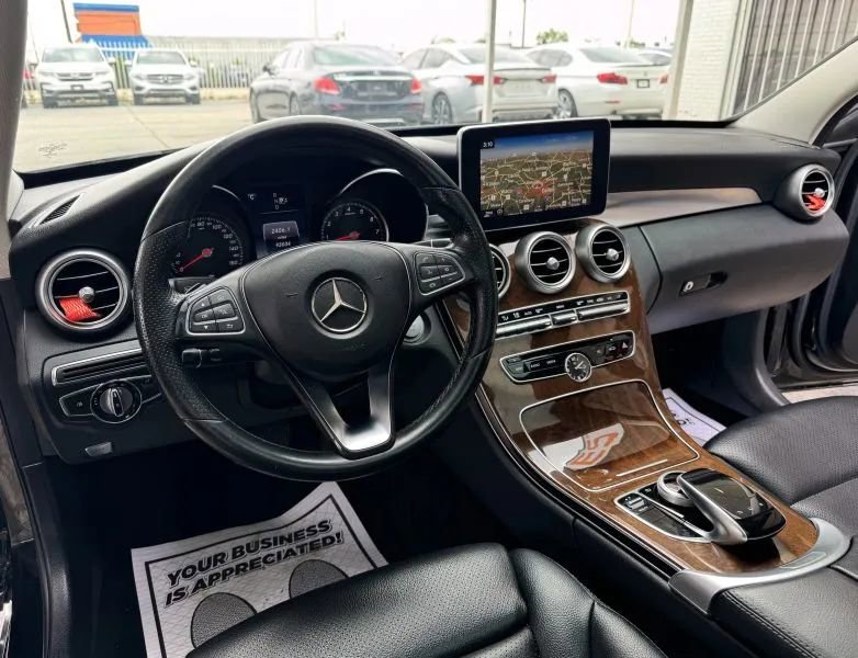 Used 2015 Mercedes-Benz C 300 4MATIC Sedan image 28