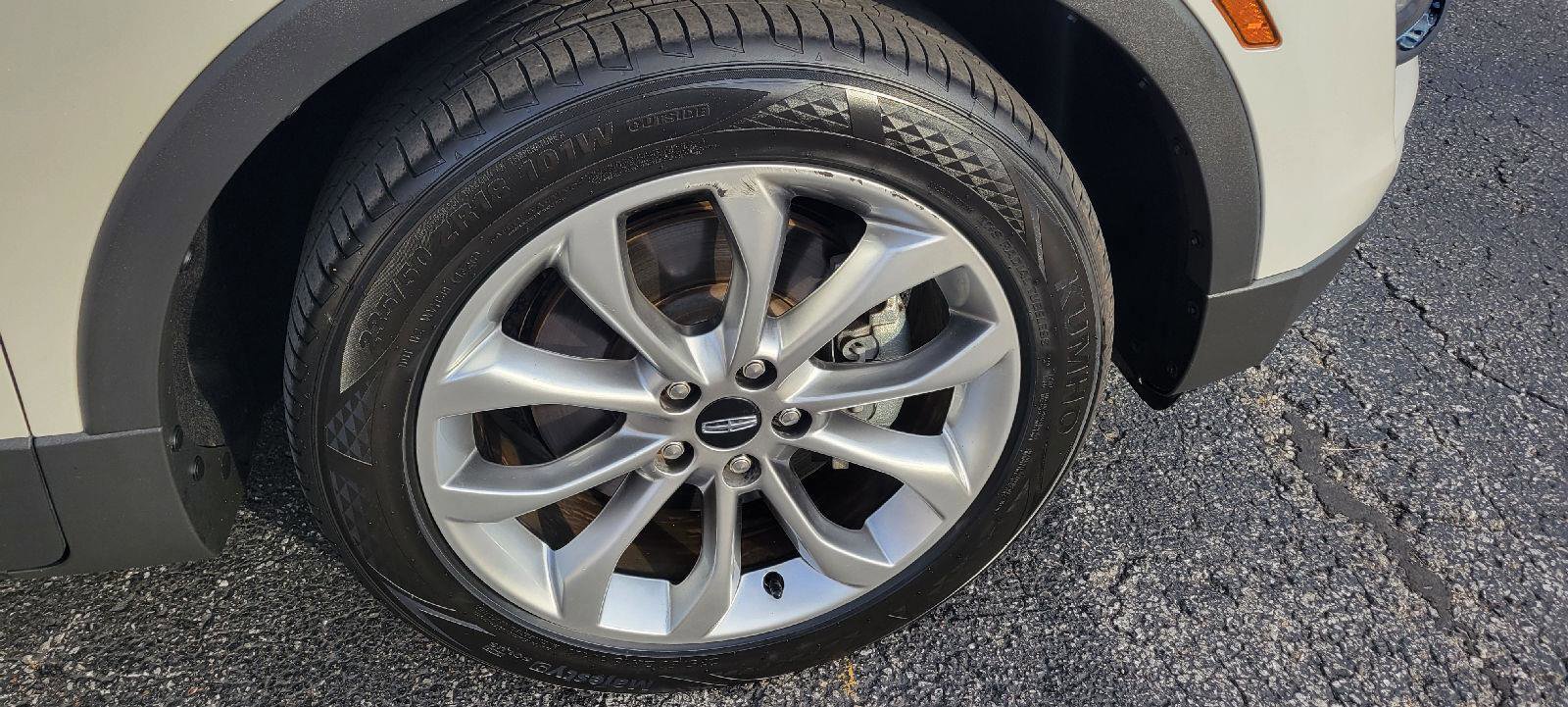 Used 2019 Lincoln MKC Select w/ Select Plus Package image 13