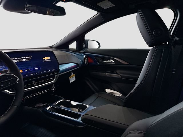 New 2026 Chevrolet Equinox EV LT image 24