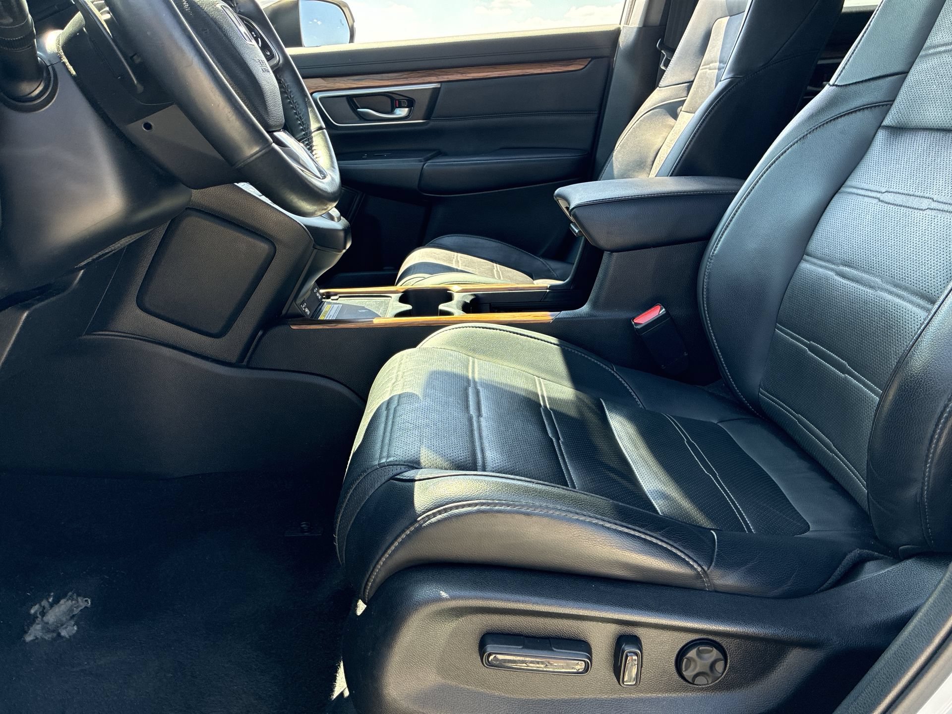 Certified 2020 Honda CR-V Touring image 18