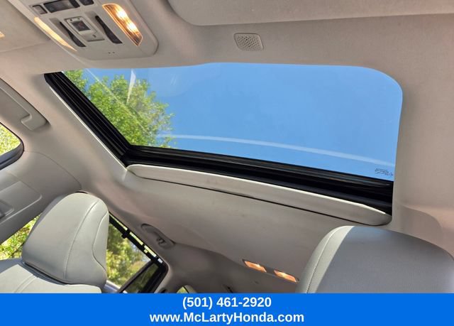 Used 2021 Toyota Highlander XLE FWD image 8