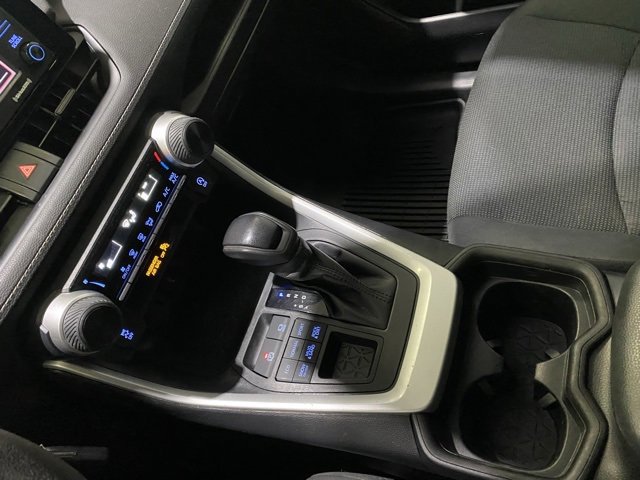 Certified 2021 Toyota RAV4 LE image 20