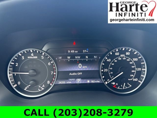 Used 2024 Nissan Armada SL w/ Captain's Chairs Package image 12
