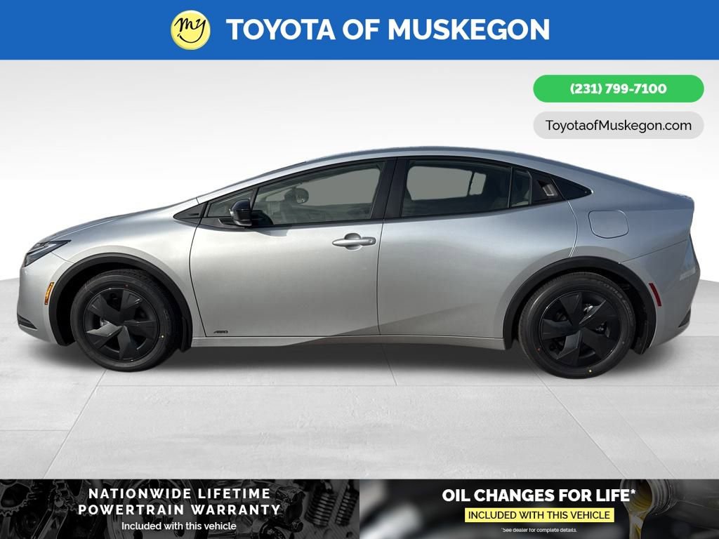 New 2026 Toyota Prius LE image 4