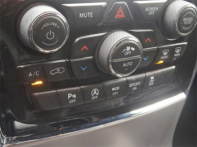 Used 2021 Jeep Grand Cherokee Laredo X image 15