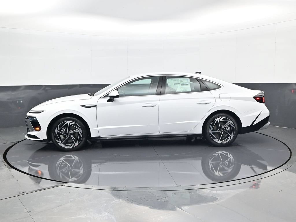 New 2026 Hyundai Sonata SEL FWD image 8