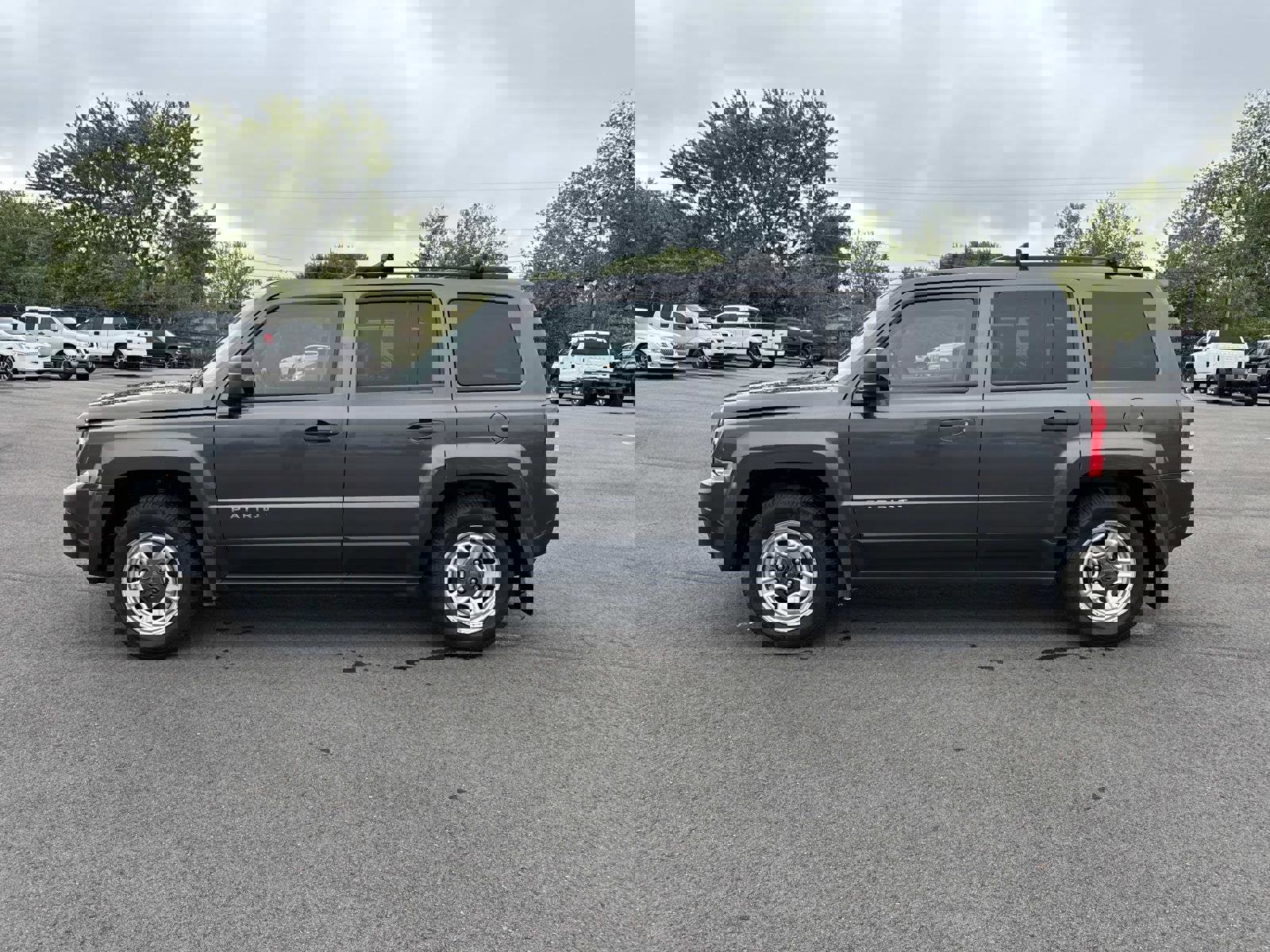 Used 2015 Jeep Patriot Sport image 18