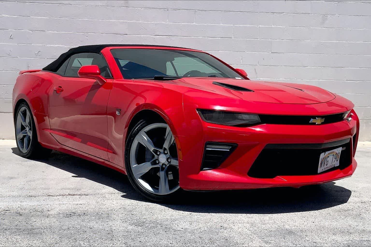 Used 2018 Chevrolet Camaro SS RWD image 20