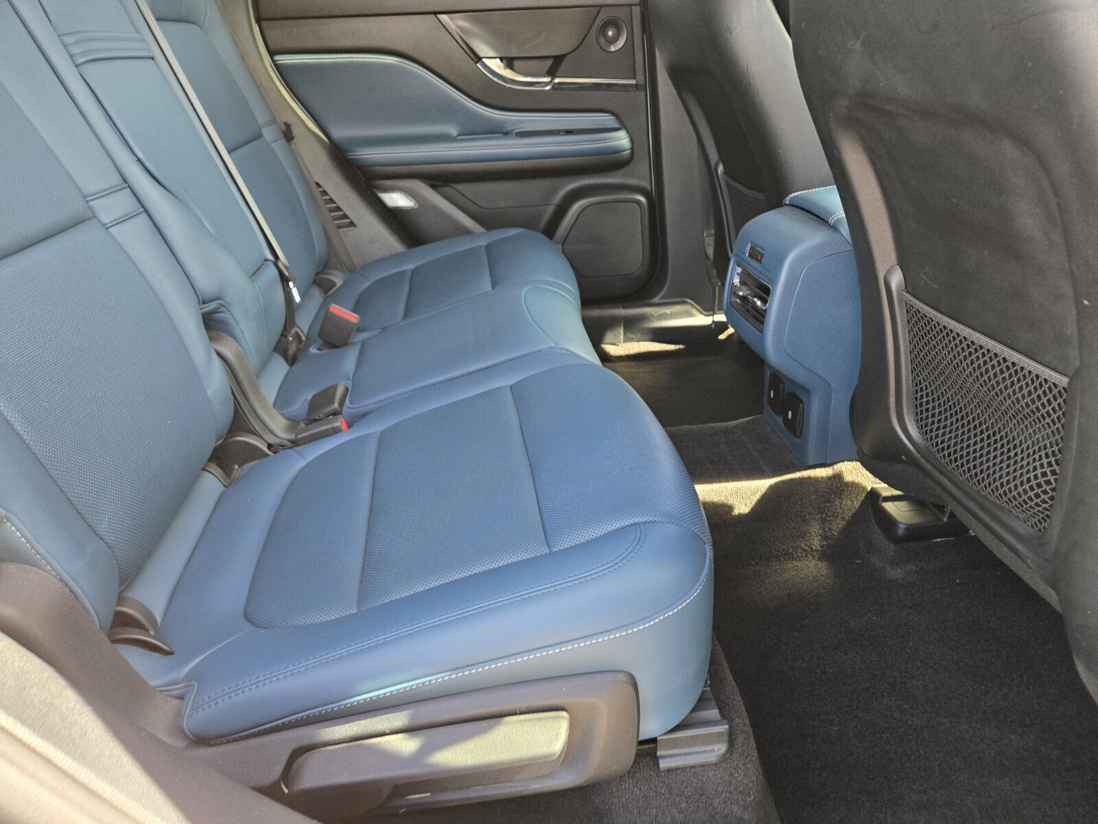 Used 2021 Lincoln Corsair Reserve w/ Equipment Group 201A image 15