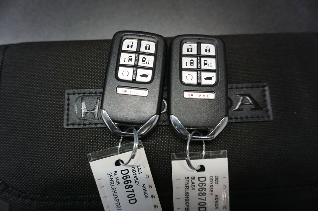 Used 2023 Honda Odyssey Elite image 20