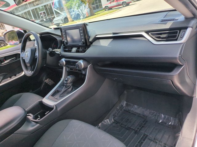 Certified 2022 Toyota RAV4 XLE w/ Convenience Package FWD image 22