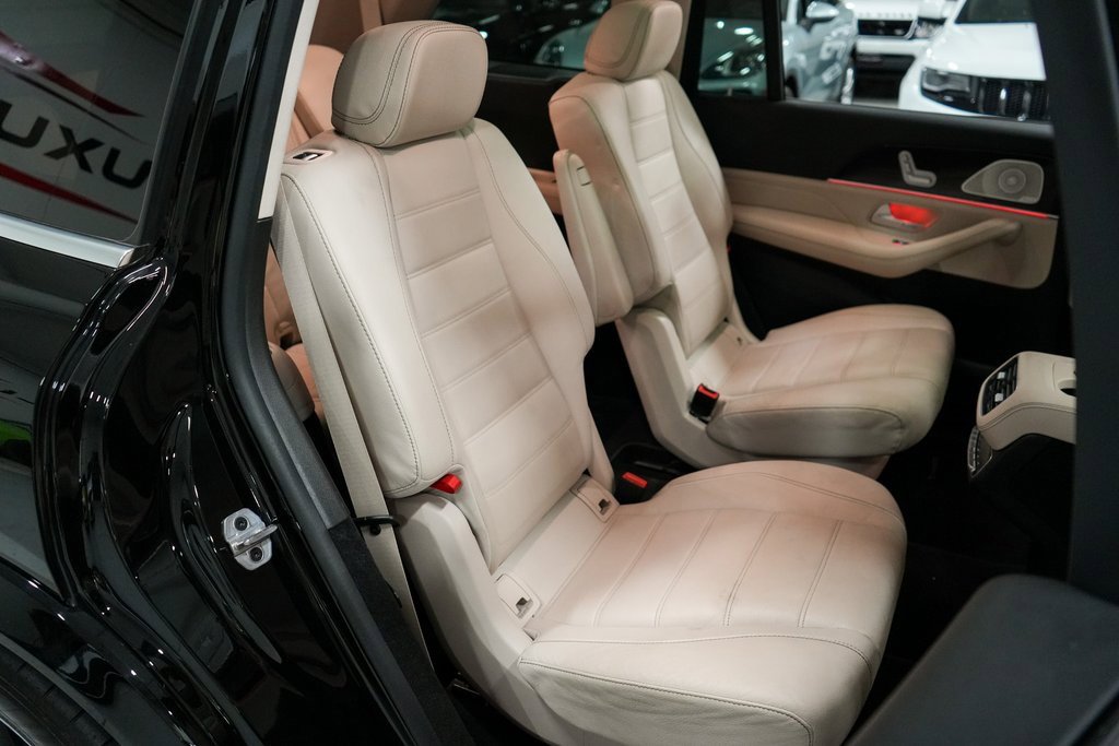 Used 2021 Mercedes-Benz GLS 580 4MATIC image 19