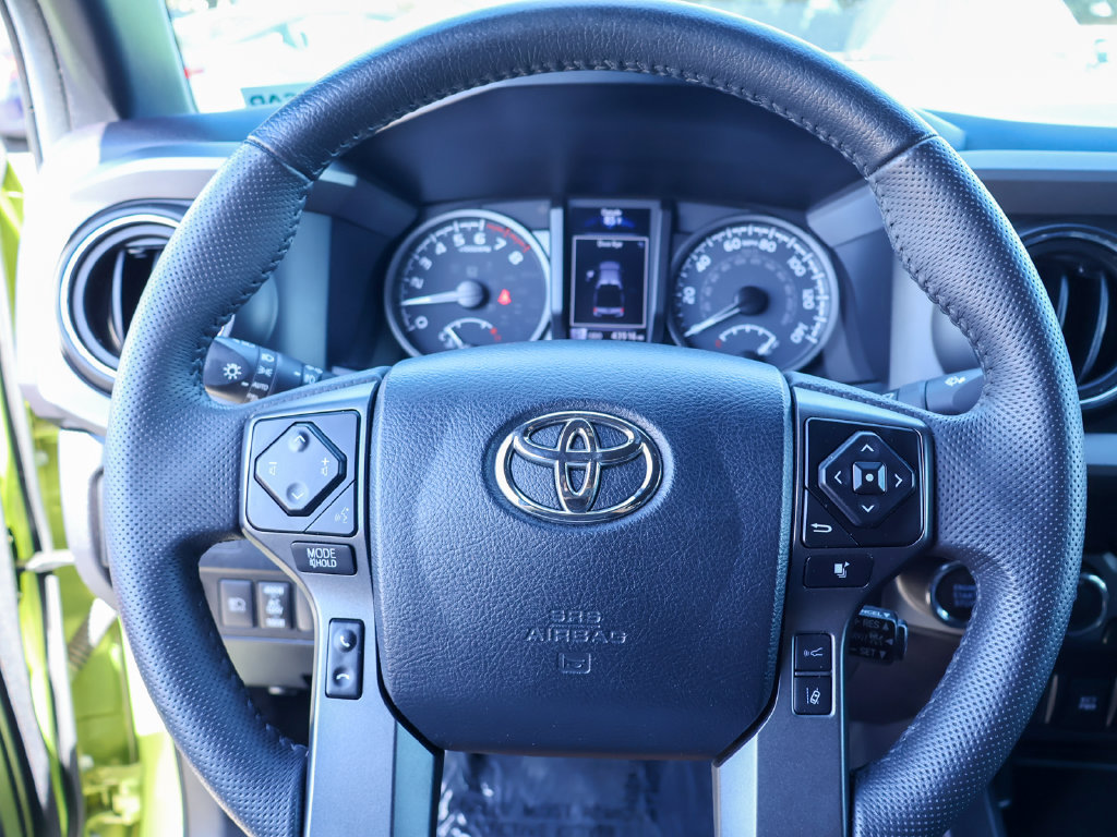 Used 2023 Toyota Tacoma TRD Sport AWD/4WD image 15