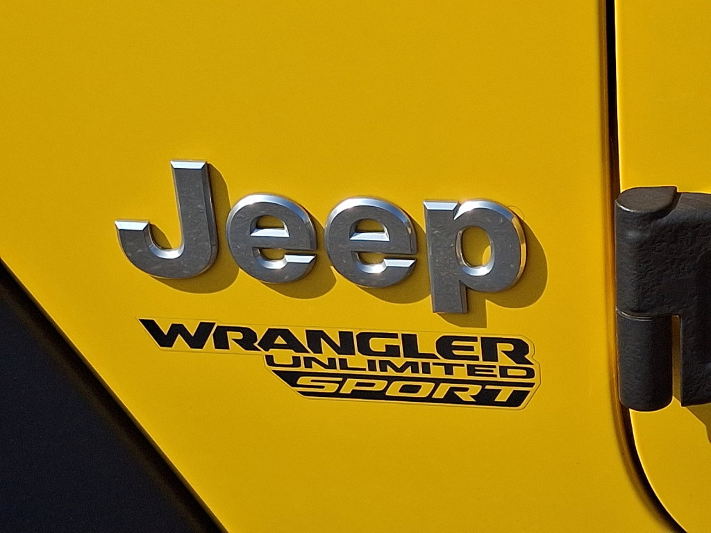 Used 2019 Jeep Wrangler Unlimited Sport image 17