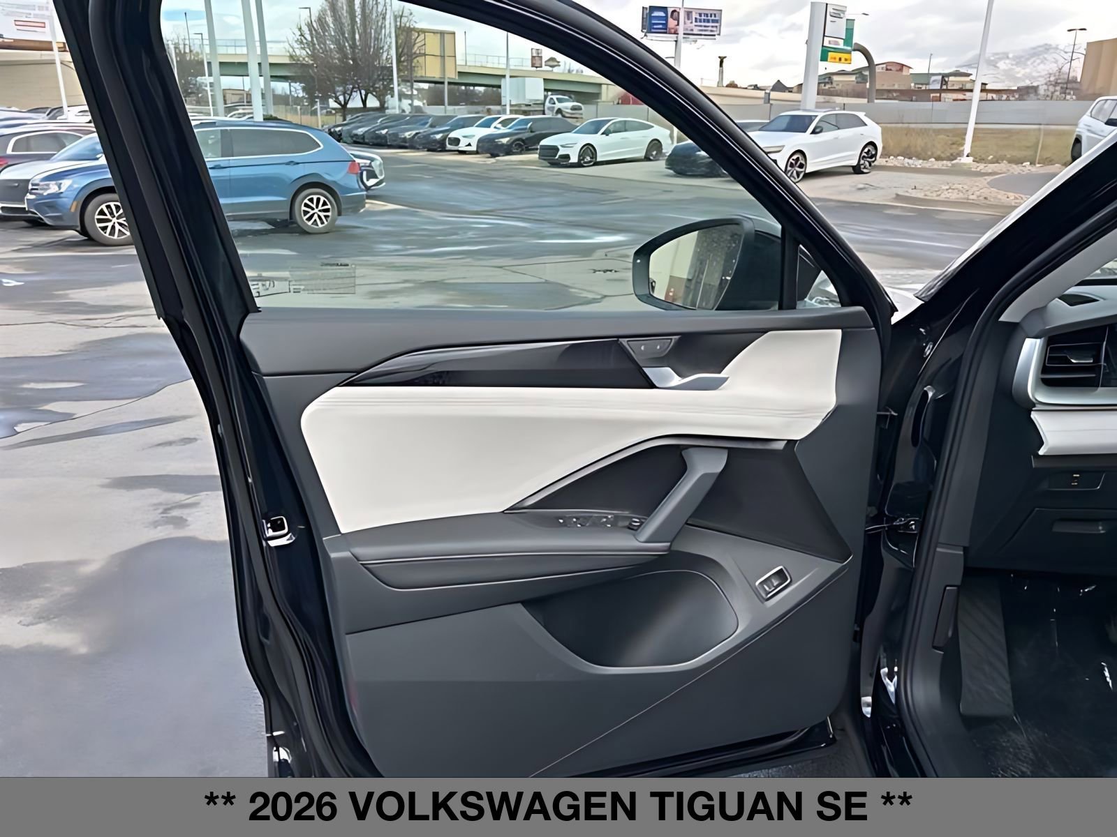 New 2026 Volkswagen Tiguan SE AWD/4WD image 21