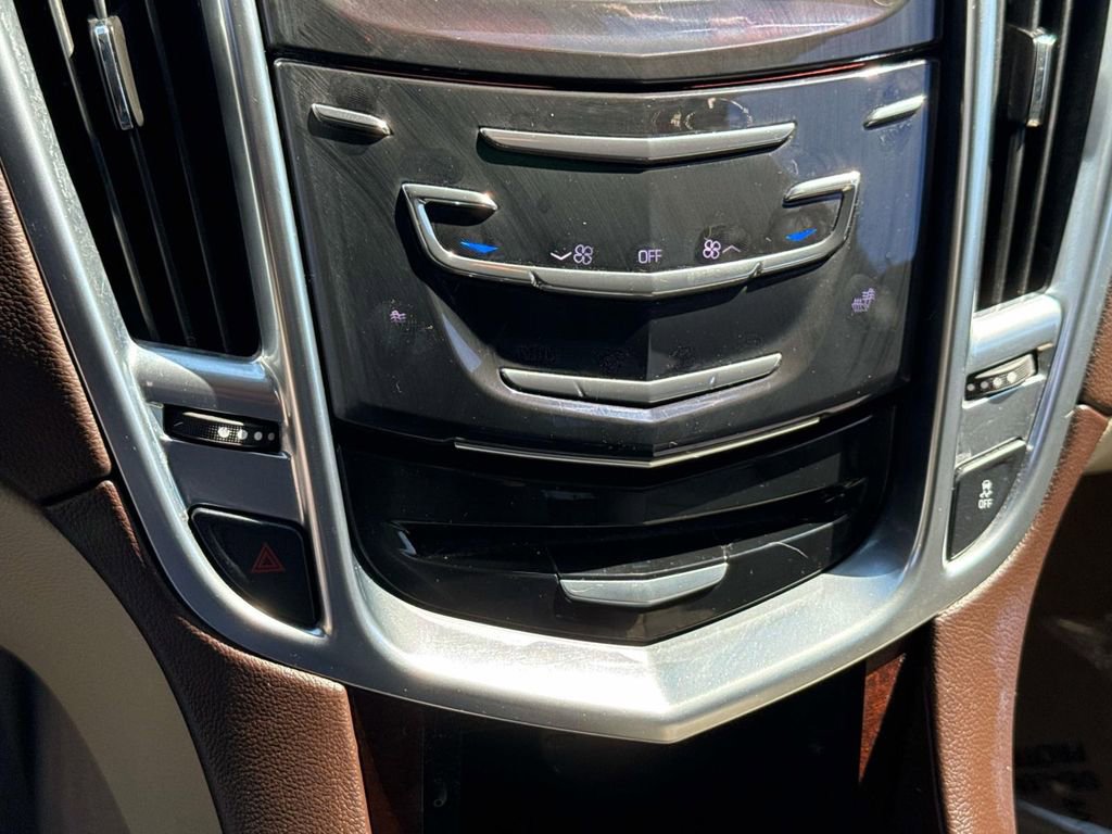 Used 2014 Cadillac SRX Luxury w/ Driver Awareness Package image 34