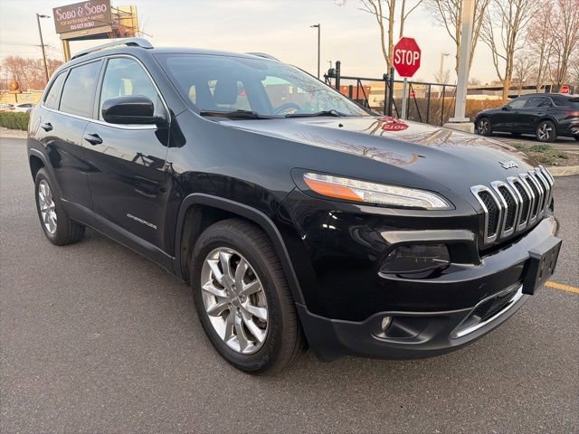 Used 2015 Jeep Cherokee Limited w/ Luxury Group image 7
