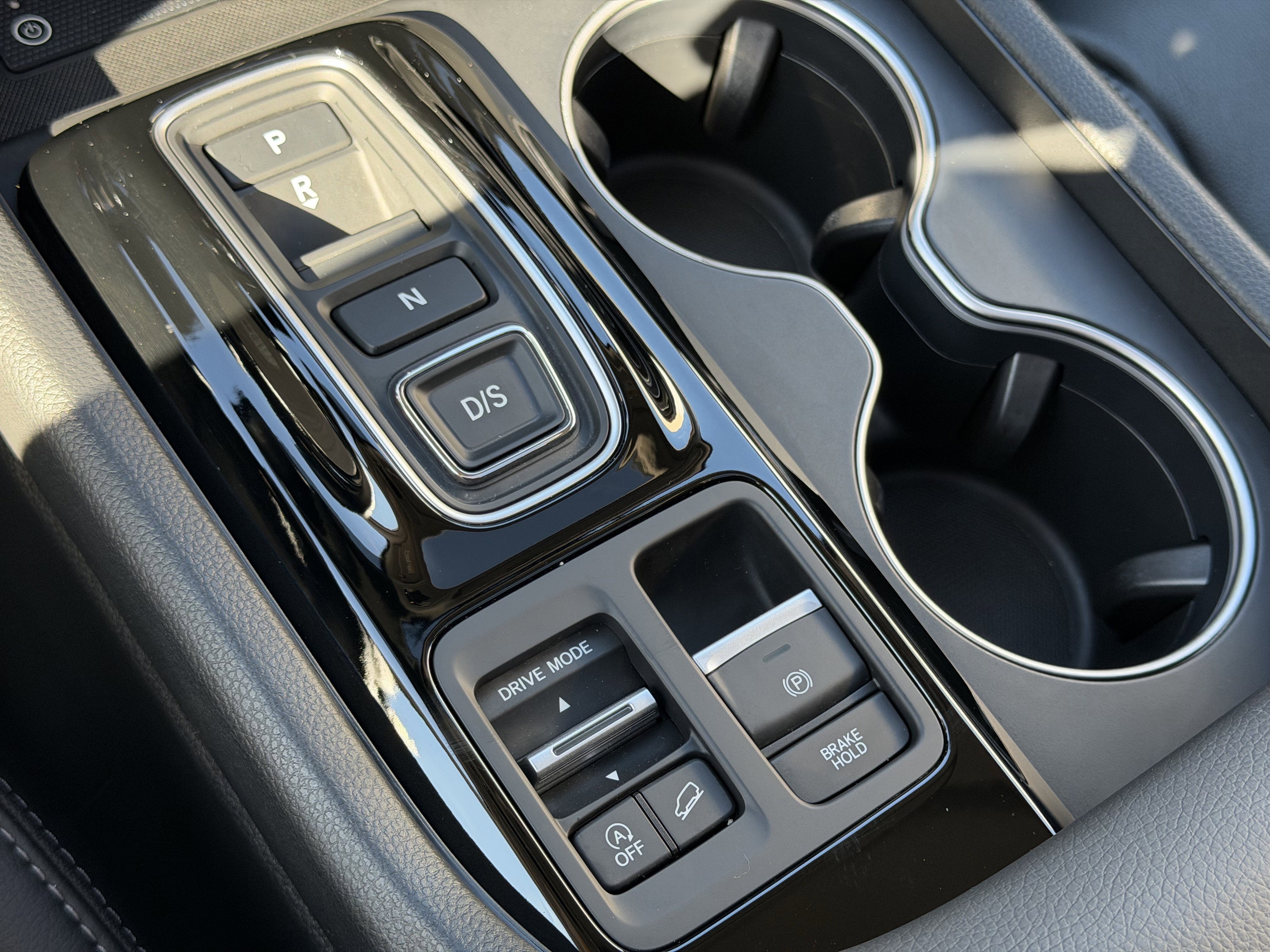 Used 2025 Honda Pilot Touring image 18