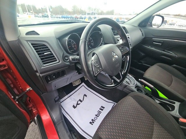 Used 2017 Mitsubishi Outlander Sport LE image 14