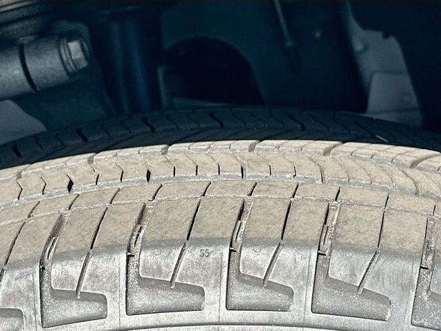 Used 2023 Jeep Grand Cherokee Limited image 34