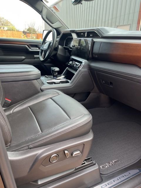Used 2024 GMC Sierra 1500 Denali w/ Technology Package image 10