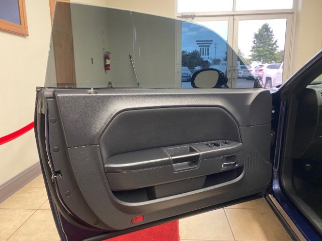 Used 2014 Dodge Challenger SXT image 10