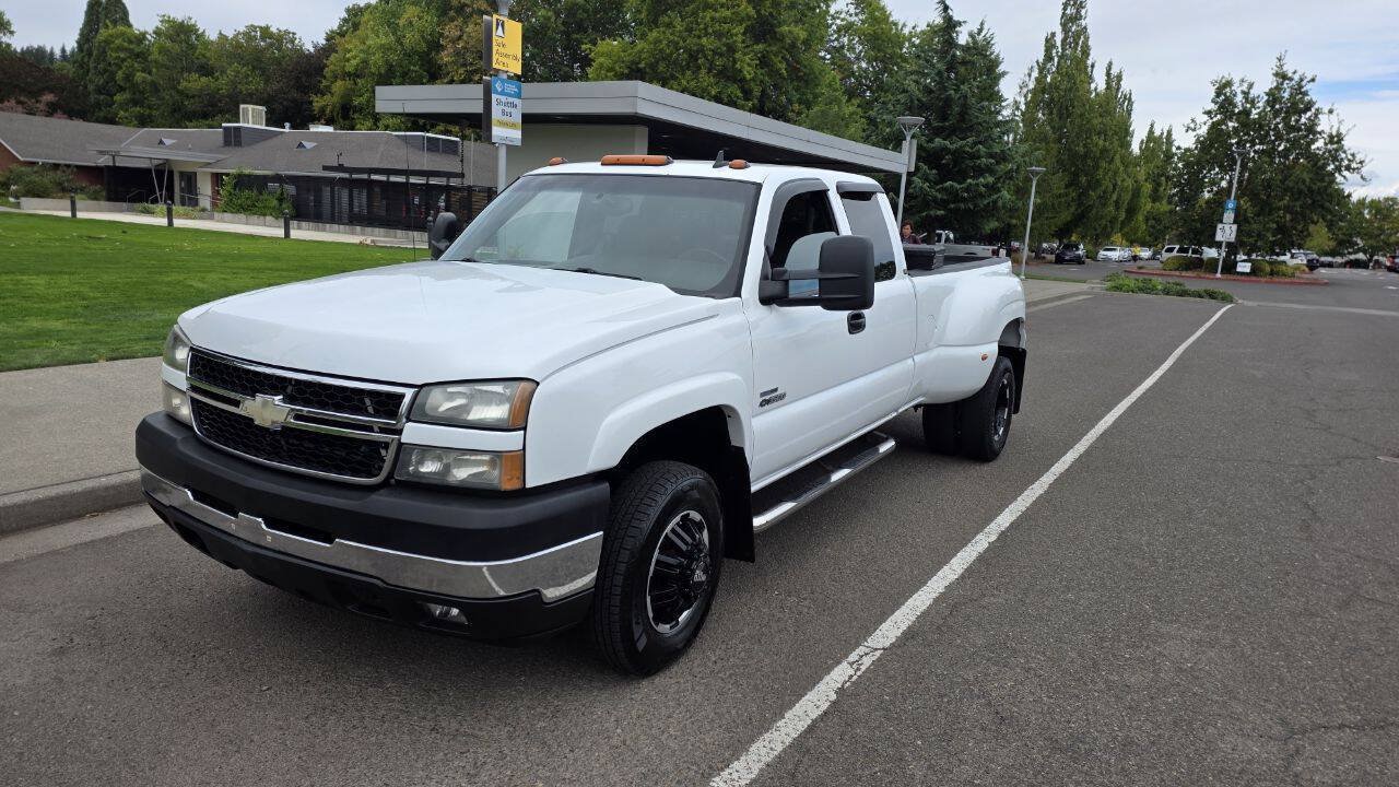 Used 2006 Chevrolet Silverado 3500 LT w/ Heavy-Duty Power Package
