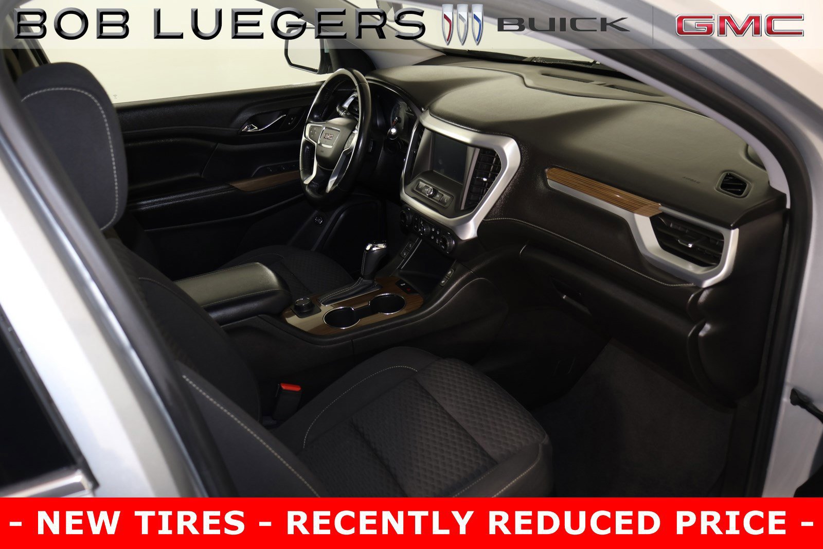 Used 2019 GMC Acadia SLE image 19