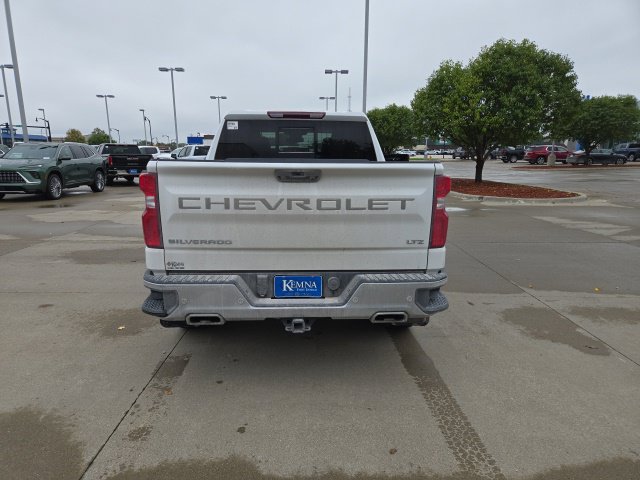 Used 2024 Chevrolet Silverado 1500 LTZ AWD/4WD image 4