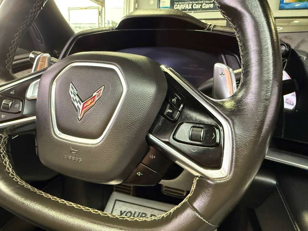 Used 2022 Chevrolet Corvette Stingray Coupe w/ 1LT RWD image 31