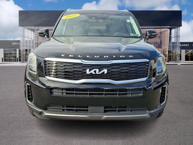 Used 2022 Kia Telluride EX w/ EX Premium Package image 2