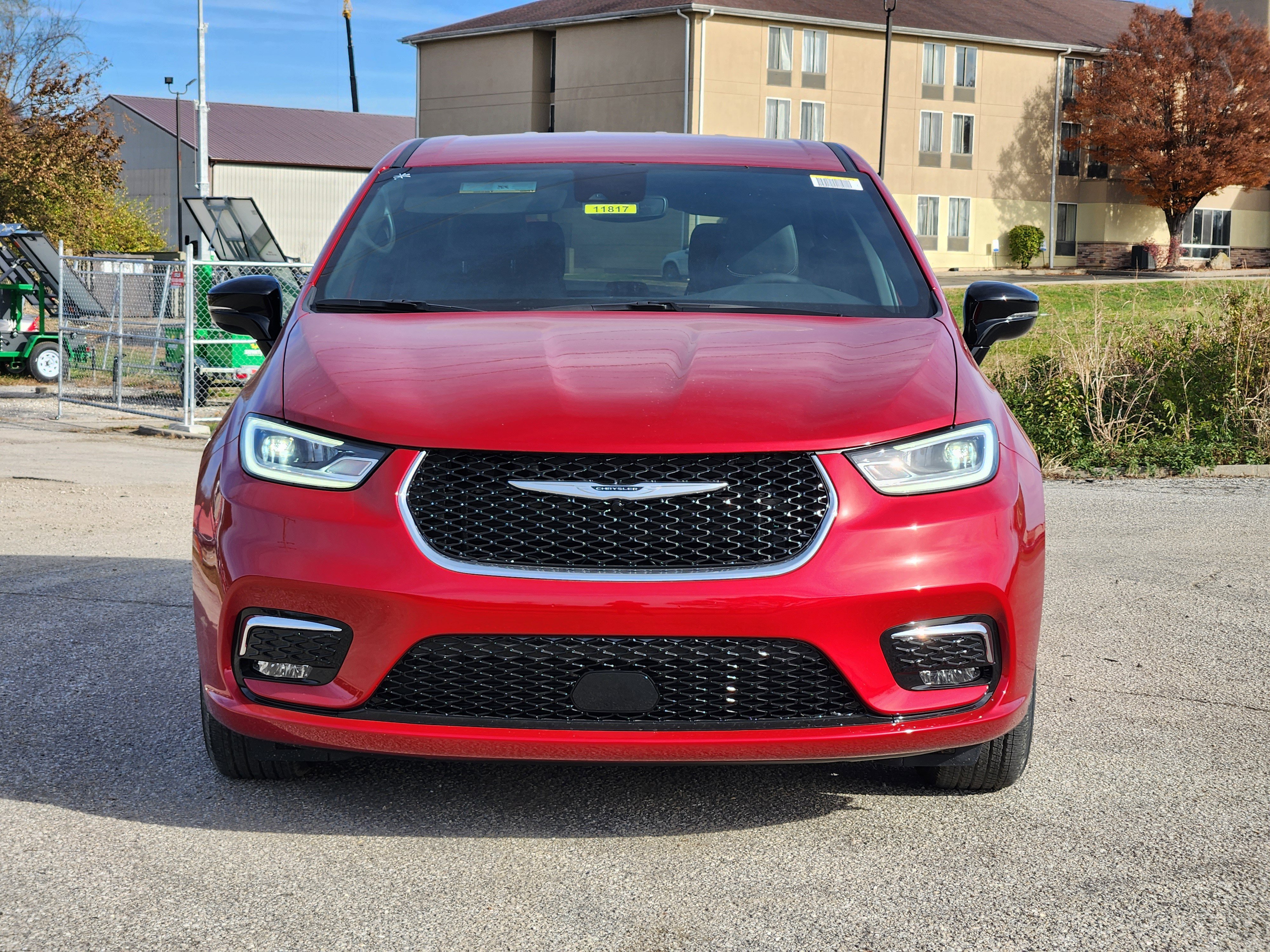 New 2026 Chrysler Pacifica Select FWD image 14