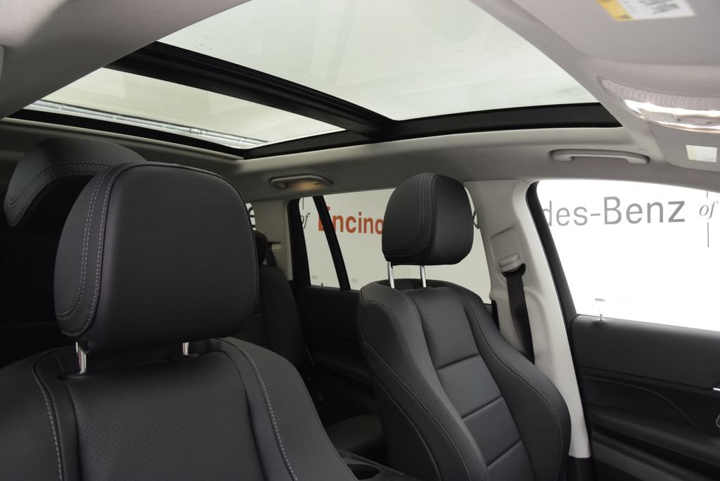 New 2026 Mercedes-Benz GLS 450 4MATIC image 18