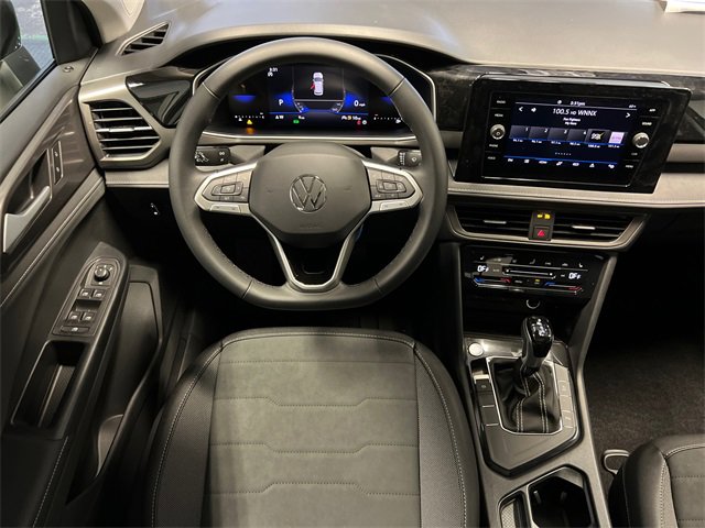 New 2026 Volkswagen Taos SE image 11