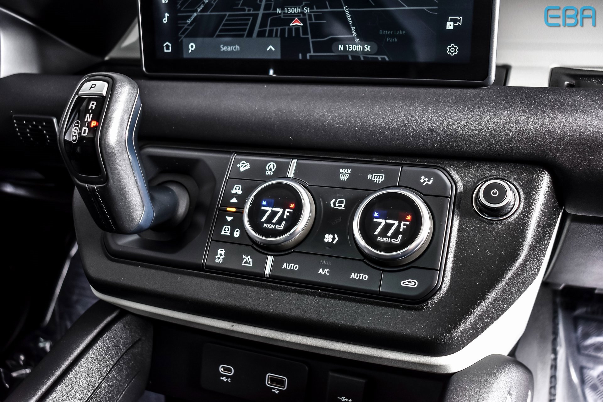 Used 2021 Land Rover Defender 110 SE image 27