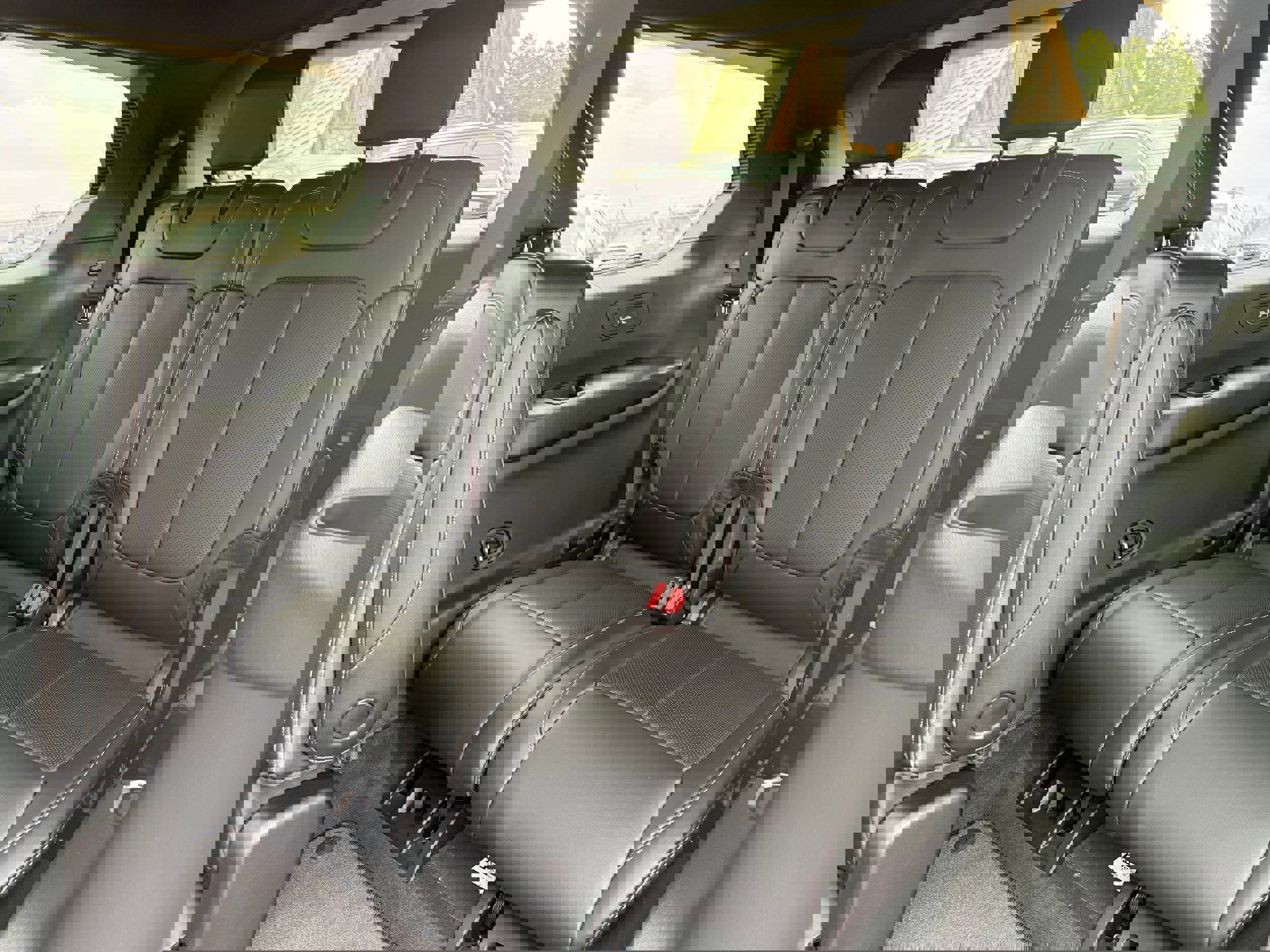 New 2025 Jeep Grand Cherokee L Limited w/ Luxury Tech Group II image 13